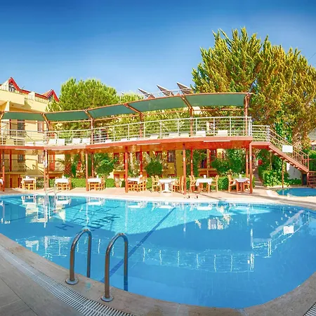 Ξενοδοχείο Grand Ruya Çeşme