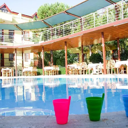 Ξενοδοχείο Grand Ruya Çeşme