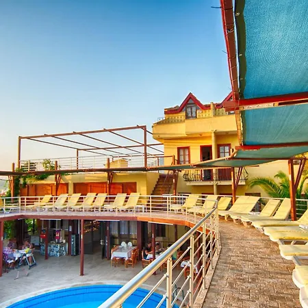 Ξενοδοχείο Grand Ruya 2*